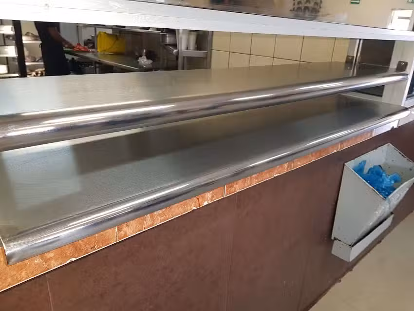 Acero Inoxidable y Equipos de Restaurante -Tekton