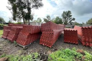 ACERO Y PLASTITEJA LA UNI&Oacute;N