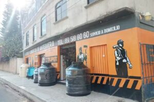 Aceros Y Cementos De Antequera