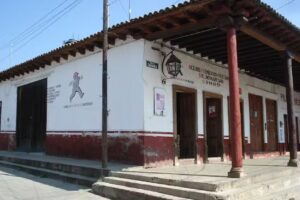 Aceros y Cementos Erongaricuaro