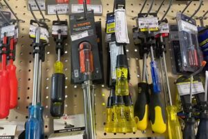 Aceros y Ferreteria Adrian