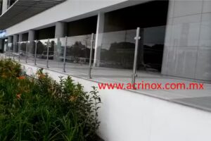 ACRINOX todo en acero inoxidable