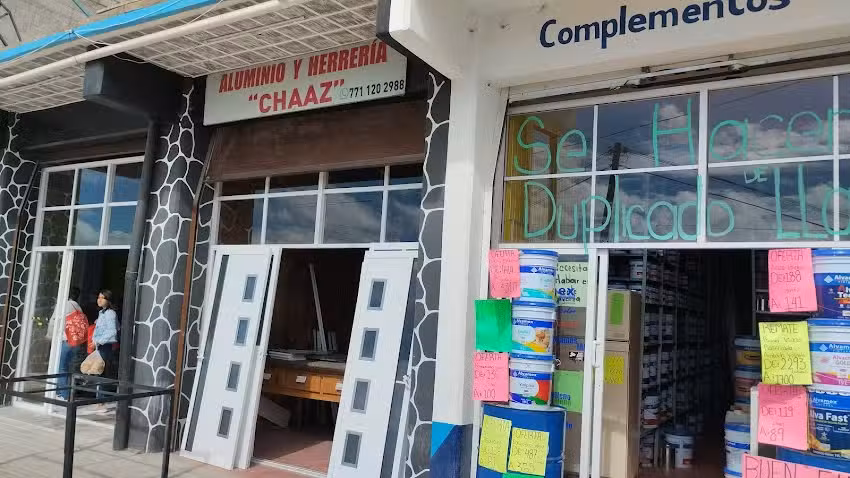 Aluminio Y Herrer&iacute;a &rdquo;Chaaz&rdquo;