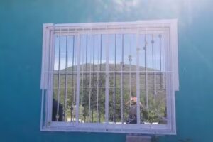 Aluminio y Herreria en genera PLIEGO