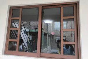 Aluminio y Herrer&iacute;a &ldquo;M&oacute;vil&rdquo;