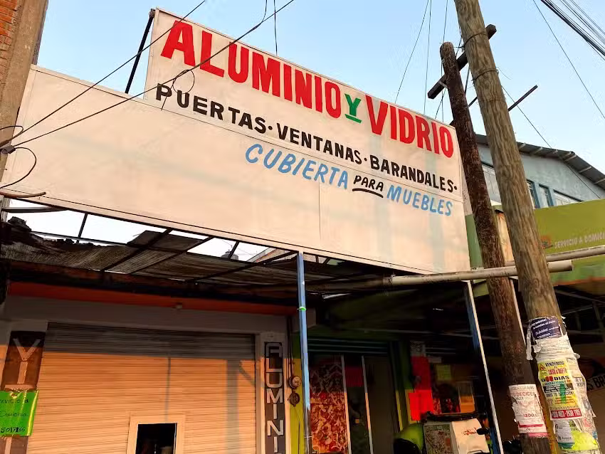 Aluminio y vidrio Mause