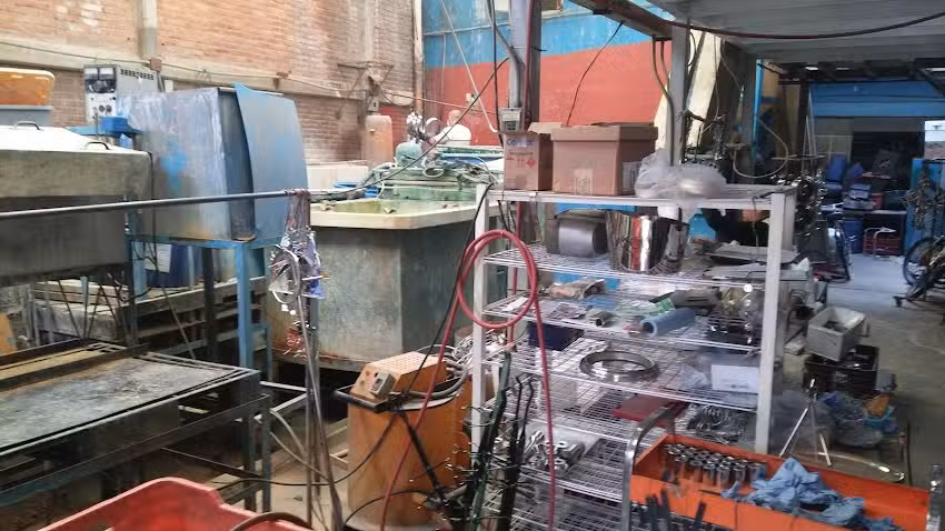 ARTICULOS METALICOS PEREA