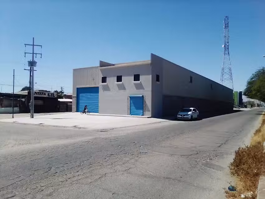 Baja Metals & Plastics Robledo