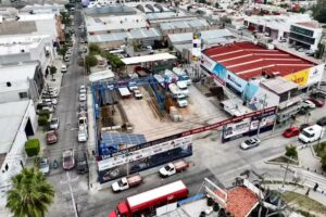 Bodega Aceros / Casa los Isotes