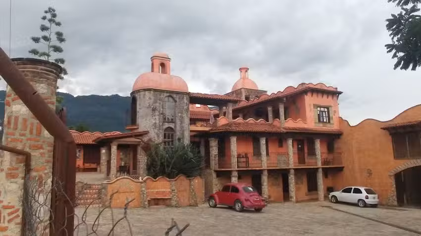 Caballo De Acero