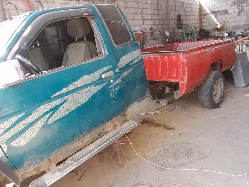 Carroserias y remolques hermanos Ram&iacute;rez