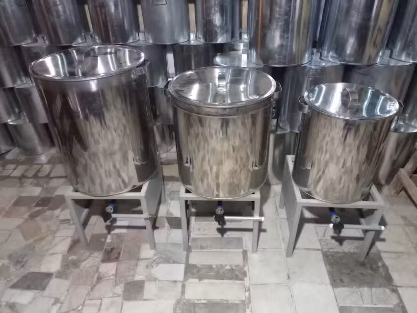 Casos y vaporeras en acero inoxidable FAFV