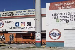 CEMENTOS Y ACEROS EN YUCATAN SA DE CV
