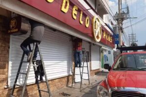 CORTINAS DE ACERO AMIGOS