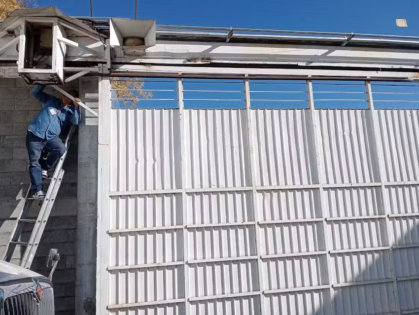 Cortinas de acero Castro