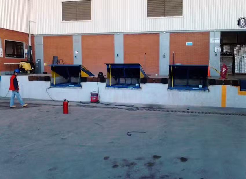 CORTINAS Y RAMPAS OROZCO.