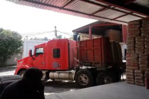 Distribuidora de Aceros y Agregados Calixpa de GRUPO THOR