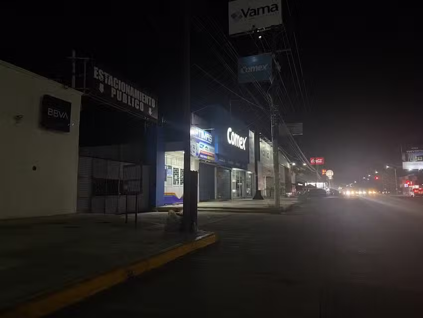 Distribuidora De Aceros y Materiales