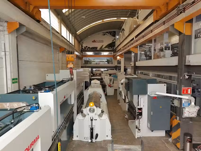 Distribuidora de Maquinaria Metalmec&aacute;nica