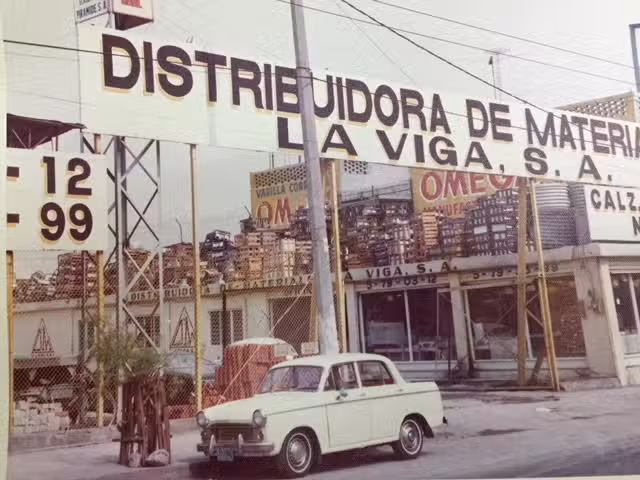 DISTRIBUIDORA DE MATERIALES LA VIGA