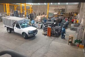 Distribuidores de Acero &Aacute;guila