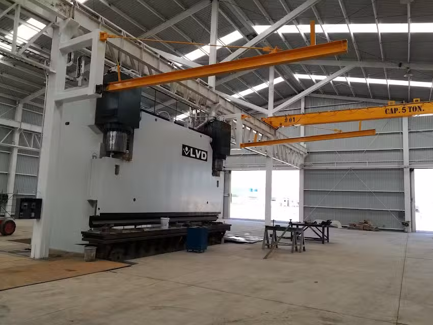 ECAindustrial Corte Plasma Corte Laser Doblez Placa Acero Soldadura y Rolado Querétaro Placa de Gran Tamaño