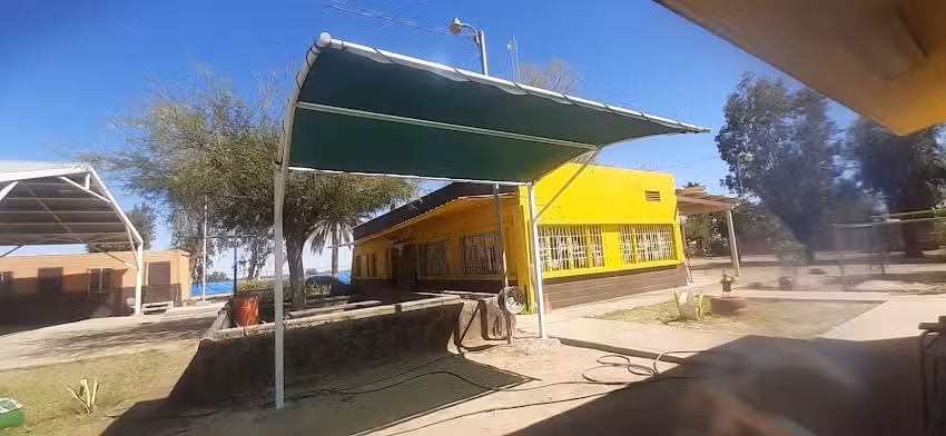 Estructura y malla sombra Ortiz