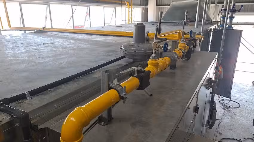 Estructuras met&aacute;licas y tuber&iacute;as industriales