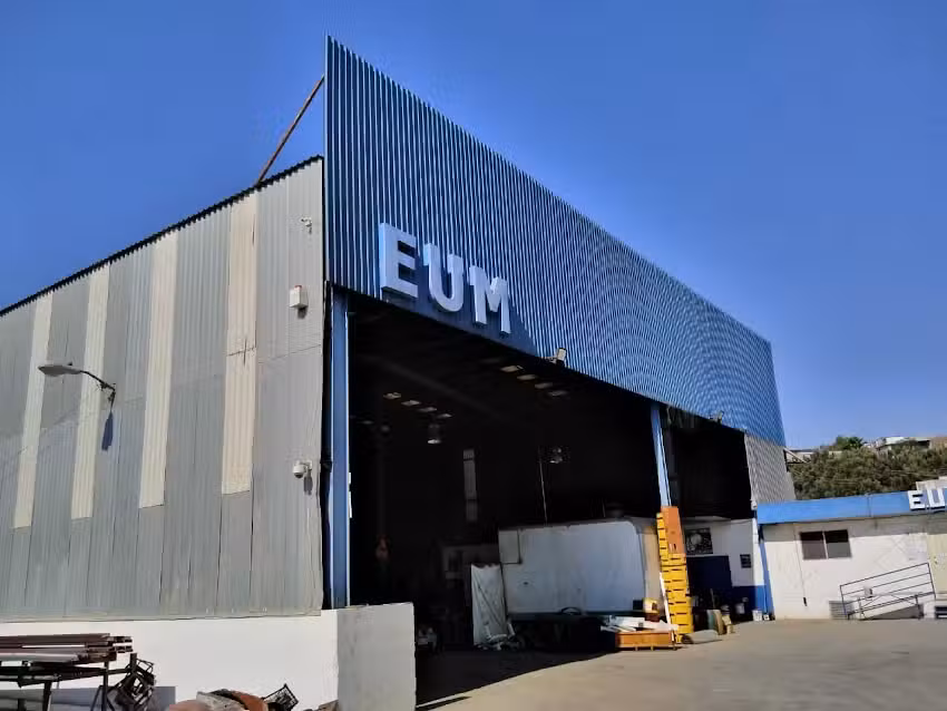 Estructuras Universales De Mexico, S.A. De C.V.