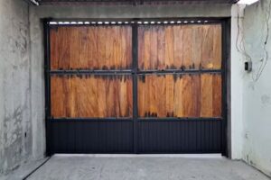 Estructuras y herrer&iacute;a krisartsa