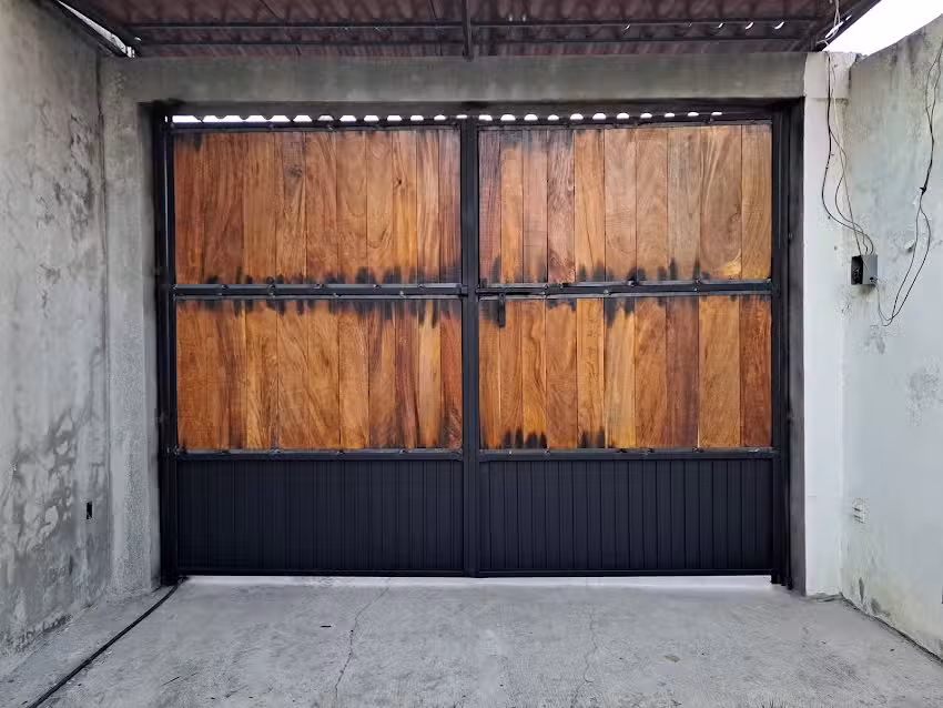 Estructuras y herrer&iacute;a krisartsa
