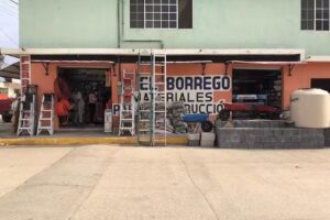 Ferretería y Materiales “ El Borrego”