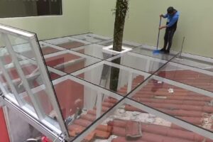 GRESSMAR ALUMINIO, CRISTAL Y PVC