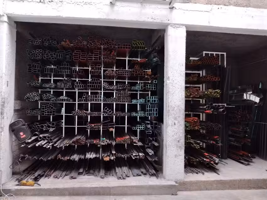 Grupo LC Bodega De Aceros Y Laminas