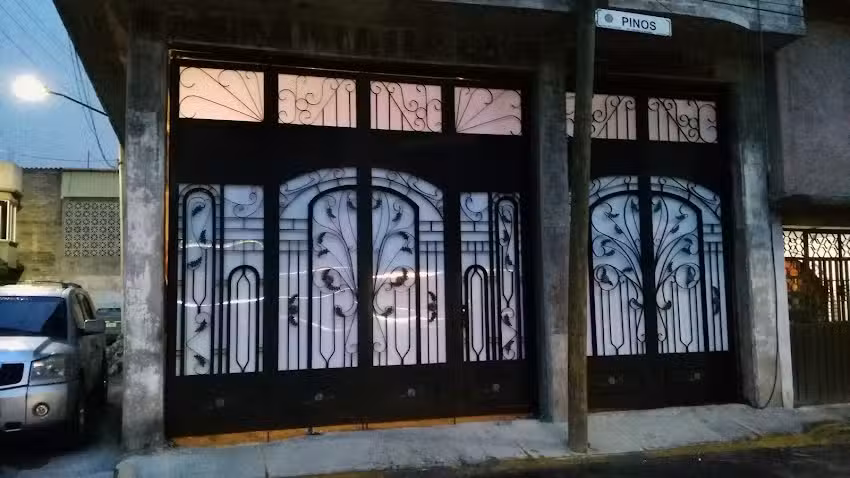 HERRER&Iacute;A 2 HERMANOS