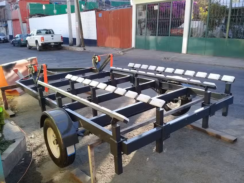 HERRER&Iacute;A 6 HERMANOS