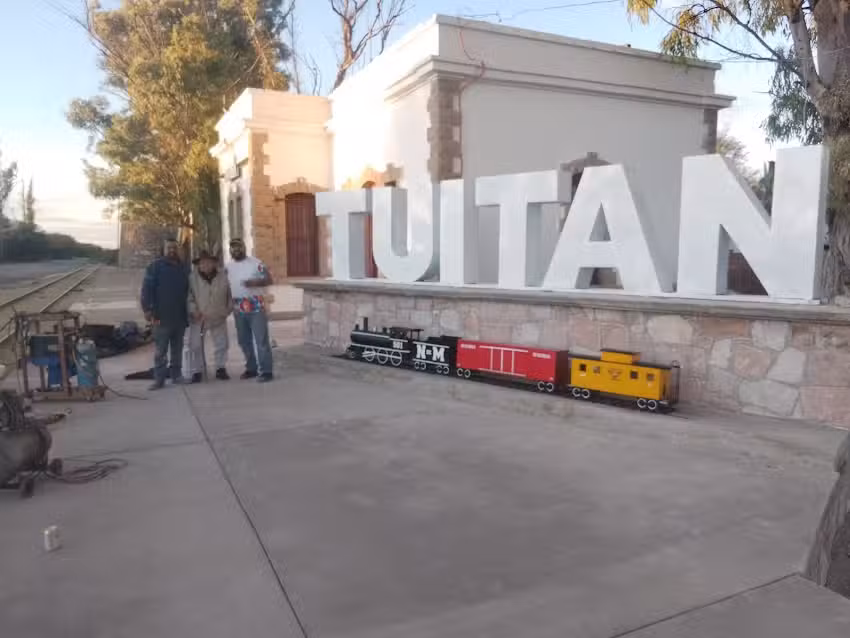 Herrer&iacute;a art&iacute;stica Meza