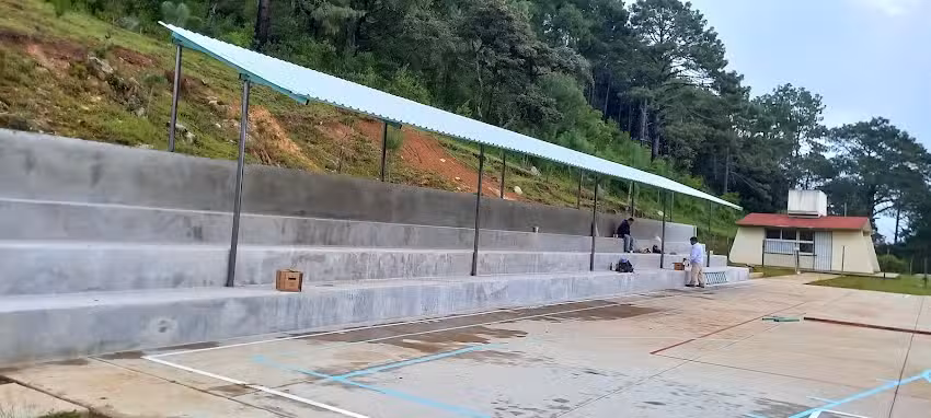 Herrer&iacute;a, Balconeria y Aluminio HBA