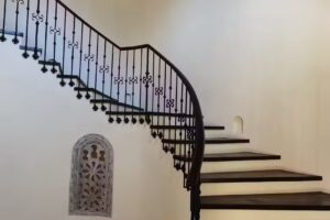 HERRERÍA CARLOS SANTANA