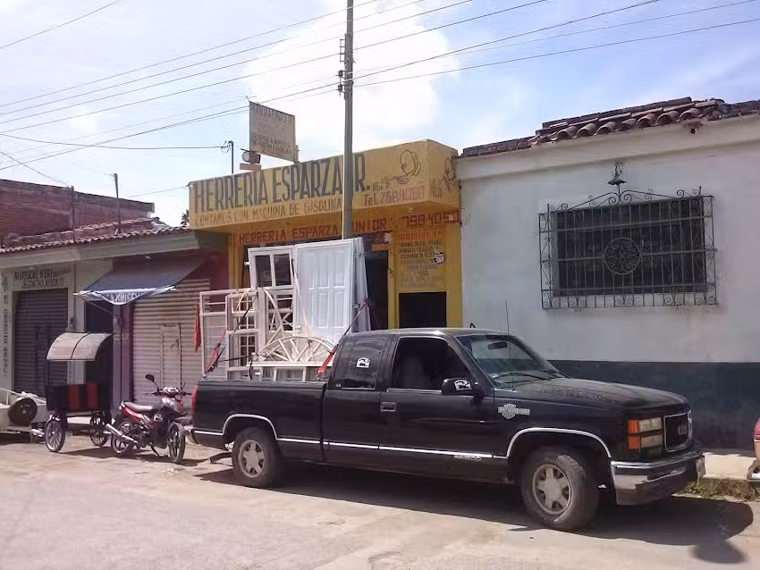 HERRER&Iacute;A ESPARZA JR