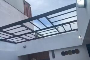 Herrer&iacute;a familiar machuca