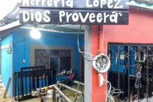 herrería López ( Dios proveerá)