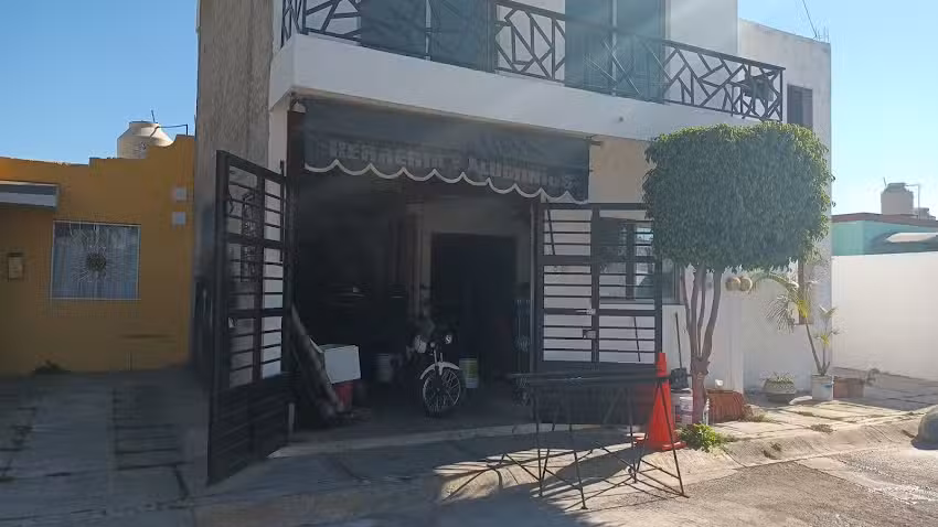 Herrer&iacute;a Olmos