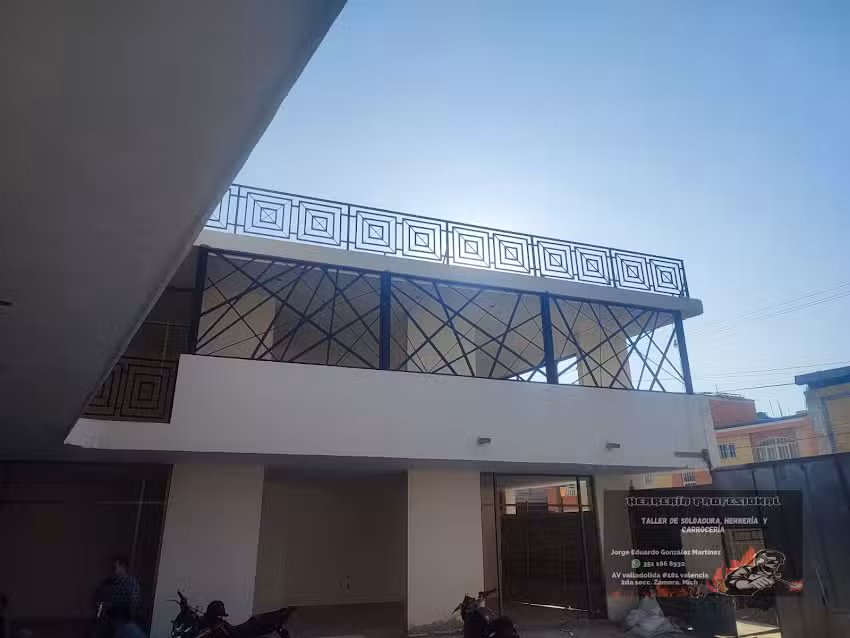 HERRER&Iacute;A PROFESIONAL