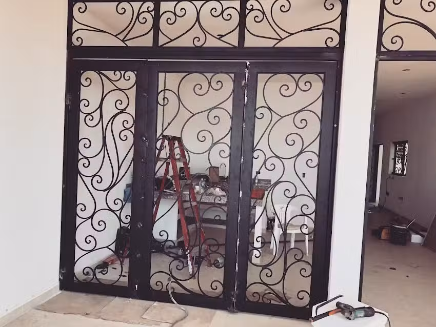Herrer&iacute;a Puertas Y Ventanas De Vallarta