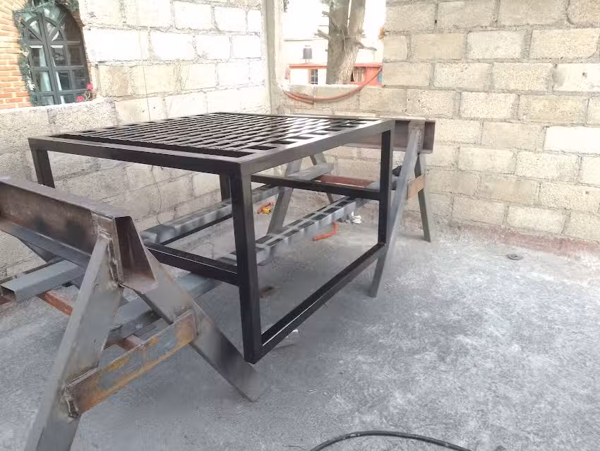 Herrer&iacute;a Puga