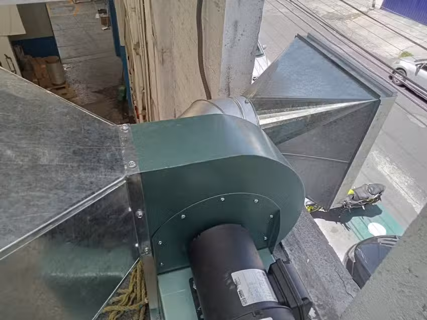 Herrer&iacute;a Santiago