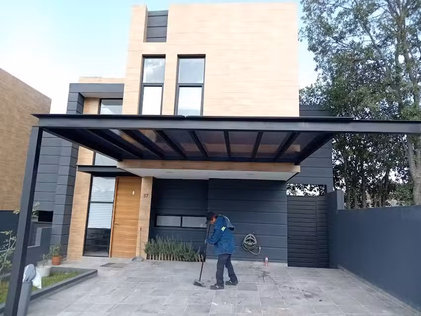 Herrer&iacute;a Valencia