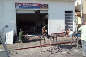 Herreria y aluminio alex