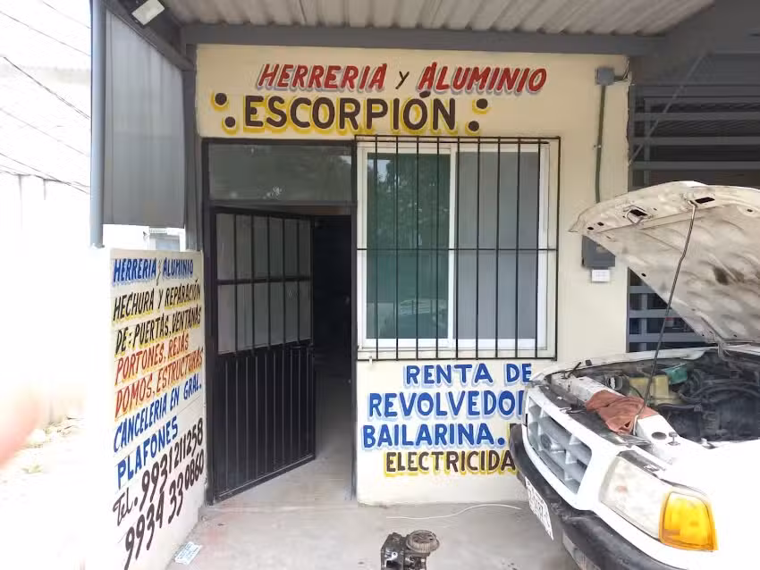 Herrer&iacute;a y aluminio el escorpi&oacute;n